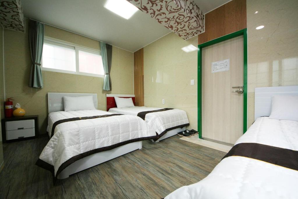 Guesthouse Myeongdong 2 Seul Oda fotoğraf