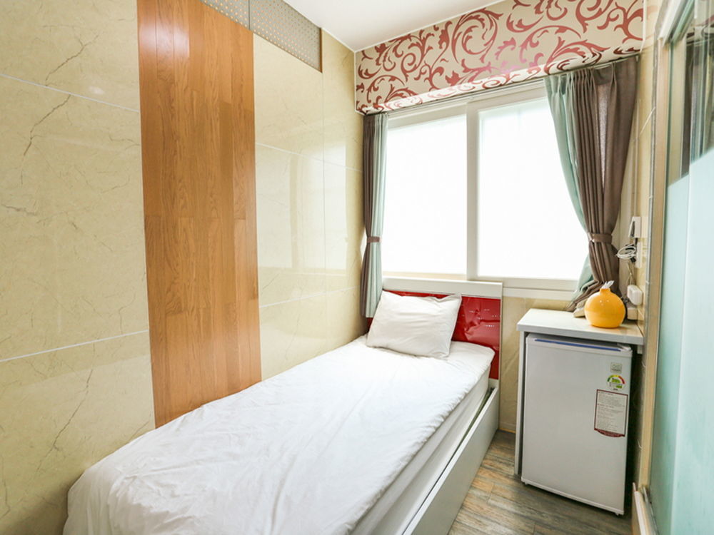 Guesthouse Myeongdong 2 Seul Dış mekan fotoğraf